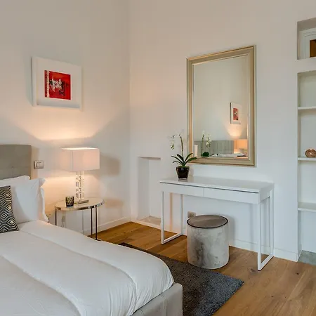 - Fortezza Apartment *